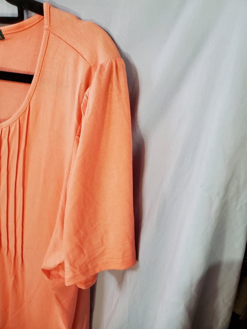 Ofeefan Pleated Front Short Sleeve Womenโs Top - Peach Size XXL - Picture 4 of 9